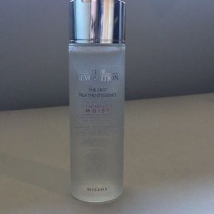 Time revolution: treatment essence by MISSHA